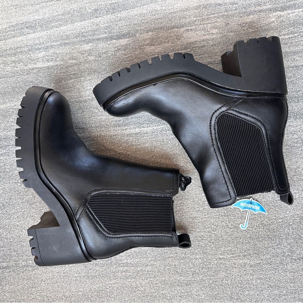 NIB Aqua College Raine Waterproof Black Suede Chelsea Boots Square Toe Women's 8 - Picture 6 of 15